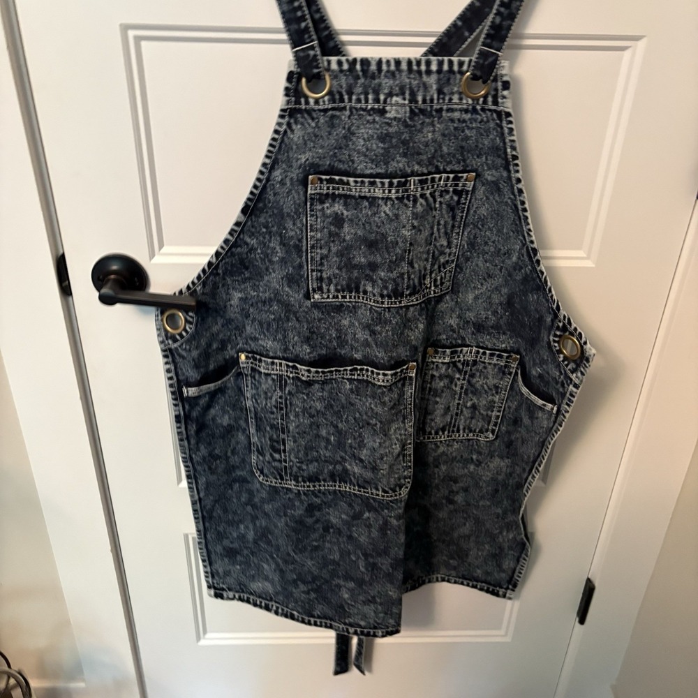 Denim Hair Stylist Apron With Pockets | Adjustable S to L | Cross Back